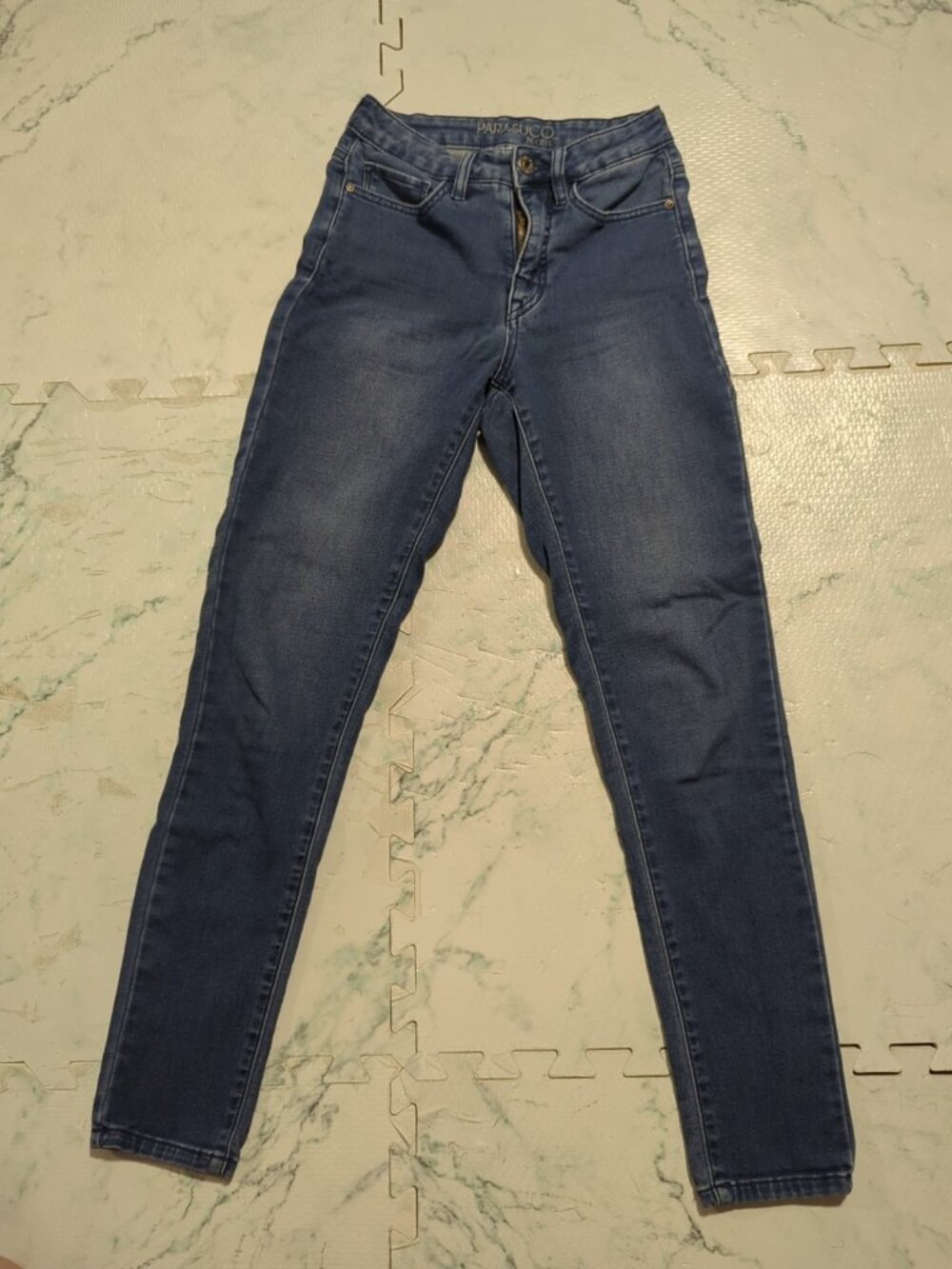 Parasuco Jeans  C8205K Women sz 4  X 28 New Without Tags - Store Closure